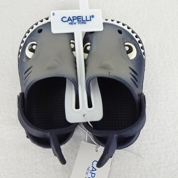 Shark Style - Size 5 Toddler Crocs! Sandals - Picture 1 of 11